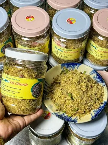 Hình ảnh Ruốc Cá Khô Lá Chanh 200g