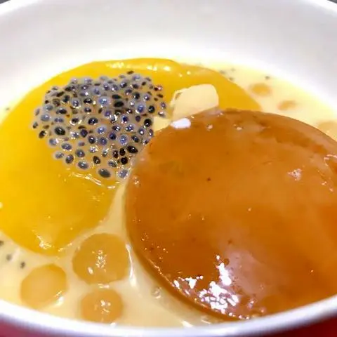 Hình ảnh Chè rau câu bánh flan chanh dây