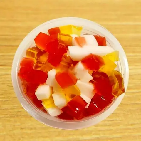 Hình ảnh Thạch trái cây 3 màu ( hộp riêng )