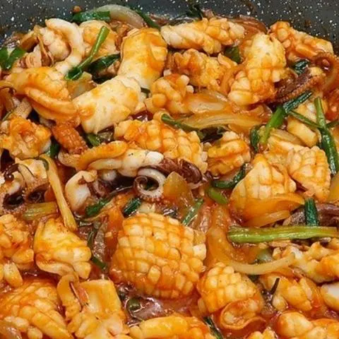 Hình ảnh mực xào sate phần lớn ko cơm