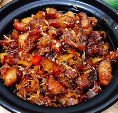 Hình ảnh Thịt Ba Rọi Mắm Ruốc