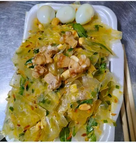 Hình ảnh Bánh Tráng Trộn Tỏi Phi