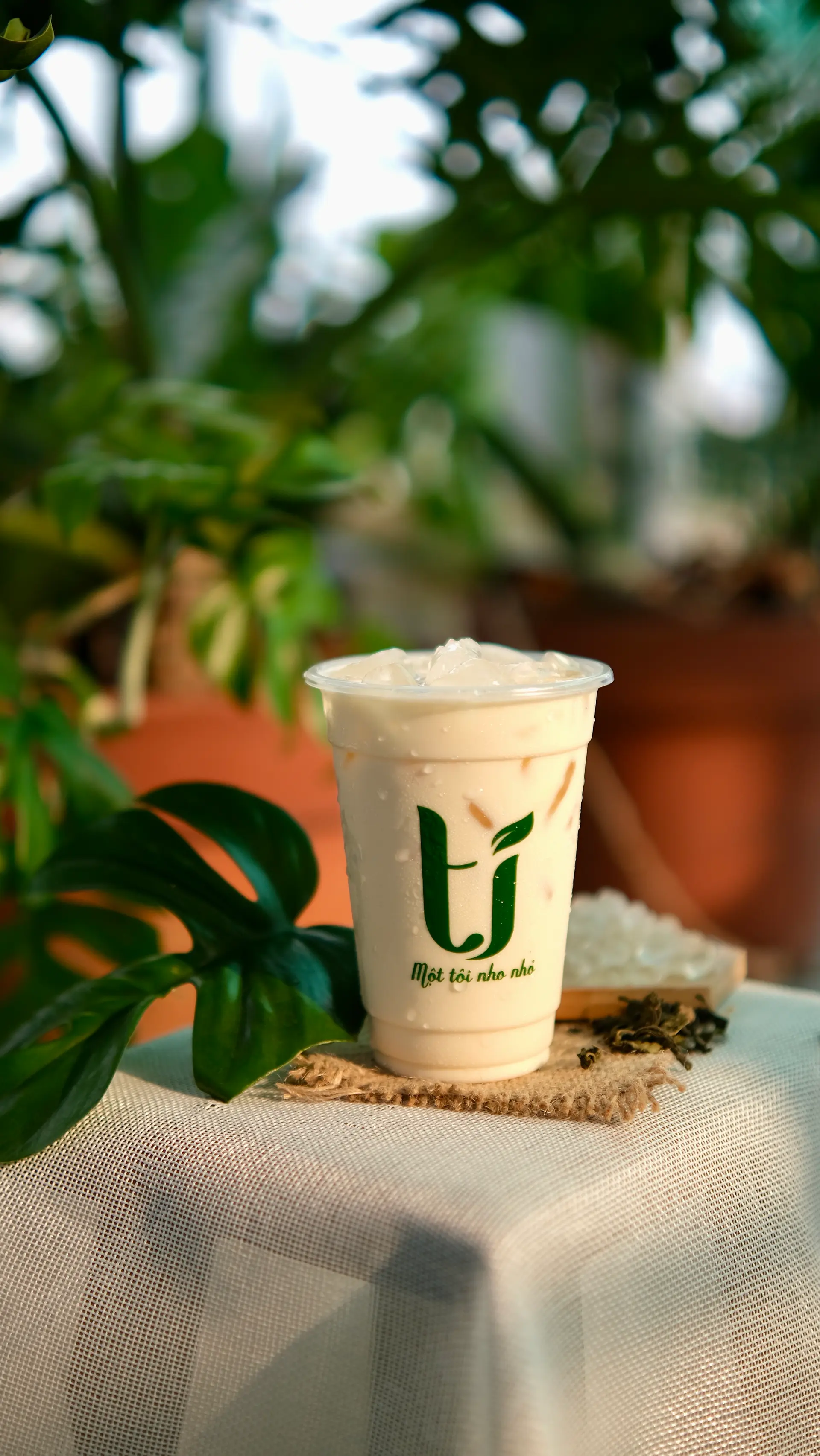 Hình ảnh Hồng trà sữa - M 500ml