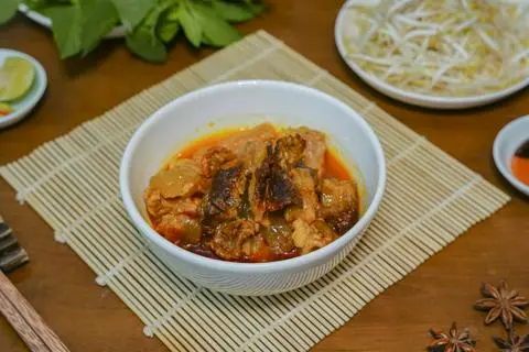 Hình ảnh Bún Sốt vang