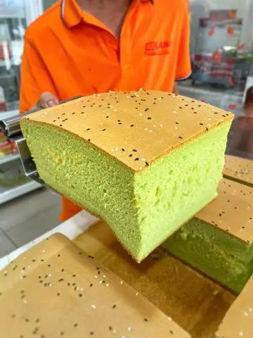 Hình ảnh Bánh bông lan lá dứa