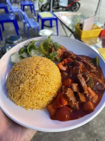 Hình ảnh Cơm bò lúc lắc