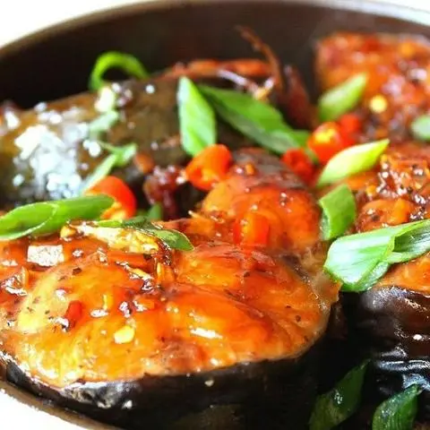 Hình ảnh CƠM CÁ HÚ KHO THƠM