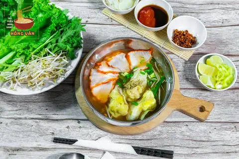 Hình ảnh nui hoành thánh
