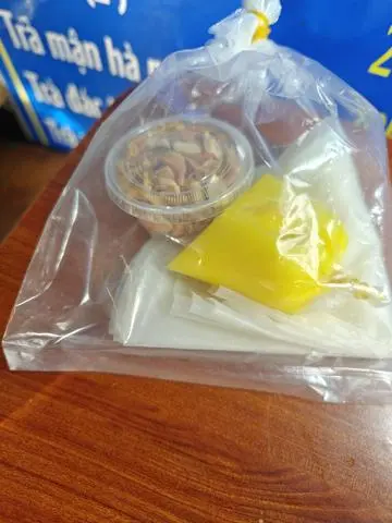 Hình ảnh Bánh tráng  Phơi Sương chấm bơ