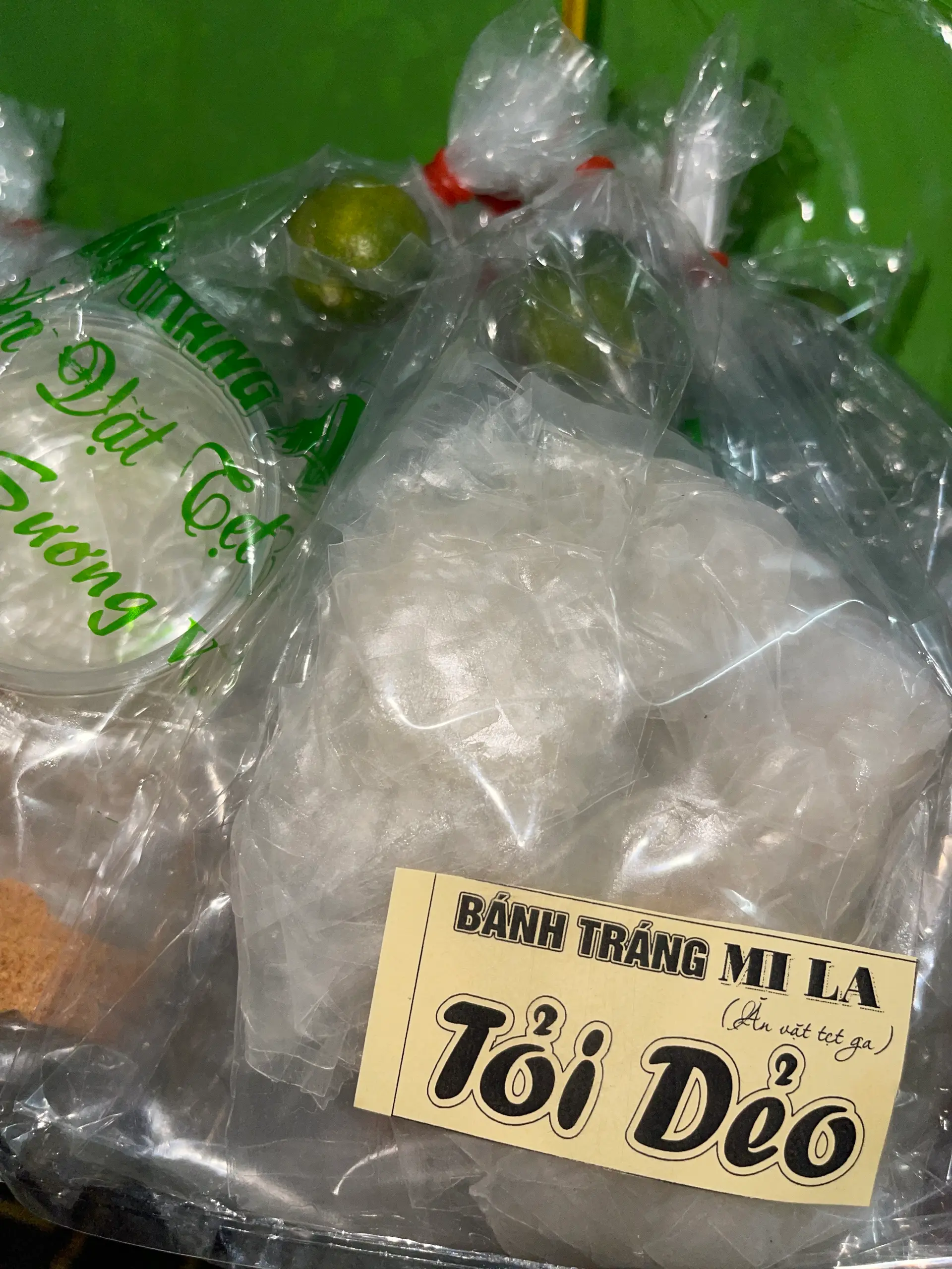 Hình ảnh Bánh tráng tỏi dẻo