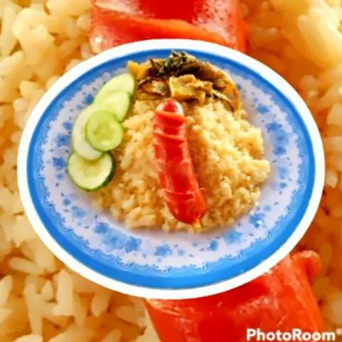 Hình ảnh Cơm chiên xúc xích