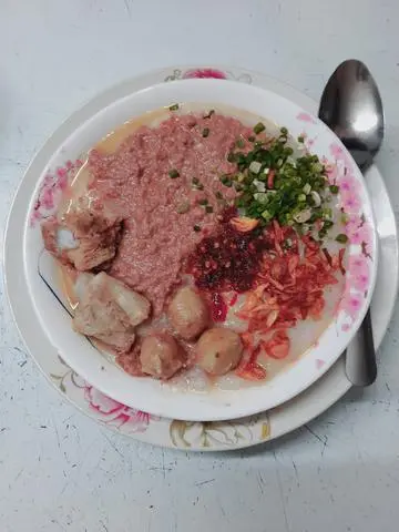Hình ảnh Cháo sườn bằm bò viên - Tặng Quẩy 
