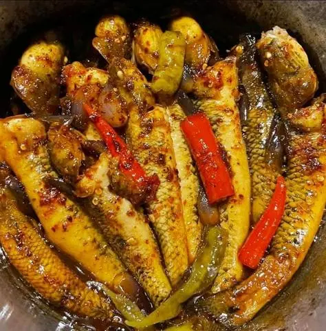 Hình ảnh Cơm Cá Bống Cát Huế Kho Tiêu