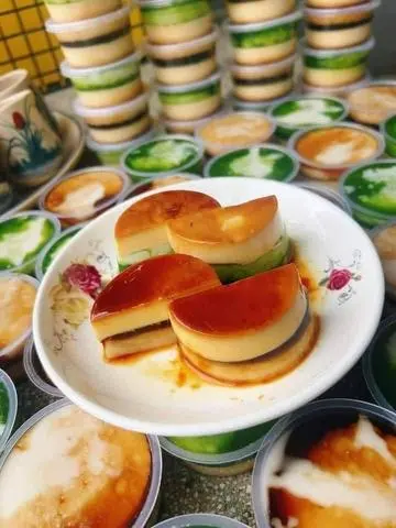 Hình ảnh Rau câu flan 10 hủ