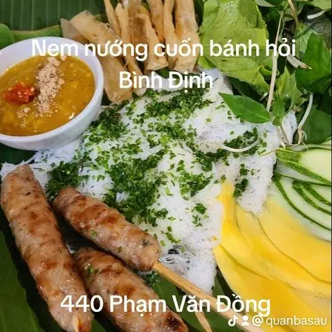 Hình ảnh Phần nem nướng cuốn bánh hỏi