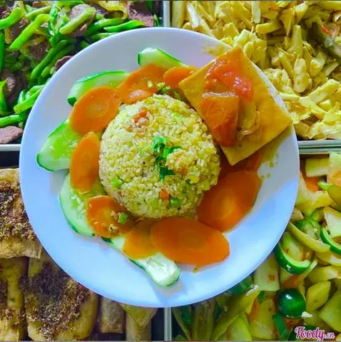 Hình ảnh Cơm Chiên + Đậu Hủ Sốt Cà