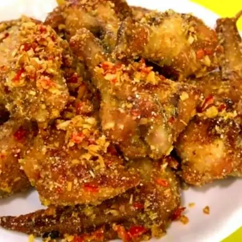 Hình ảnh Gà ta chiên muối Hong Kong