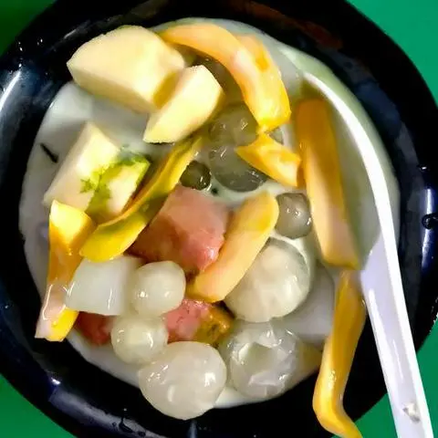 Hình ảnh Sữa chua trà xanh trái cây