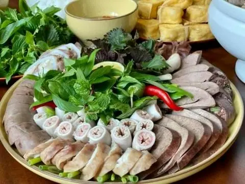 Hình ảnh Đĩa lòng thập cẩm 200g