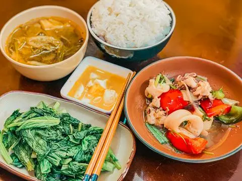Hình ảnh Cơm Mực Xào Thập Cẩm
