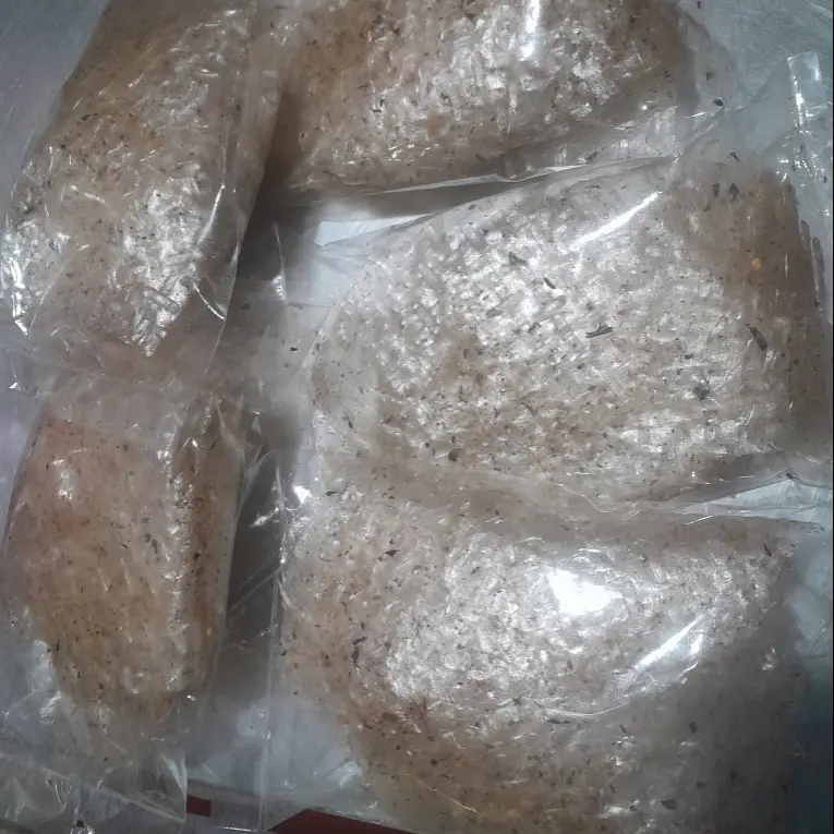 Hình ảnh Bánh Tráng Muối Tỏi Rong Biển