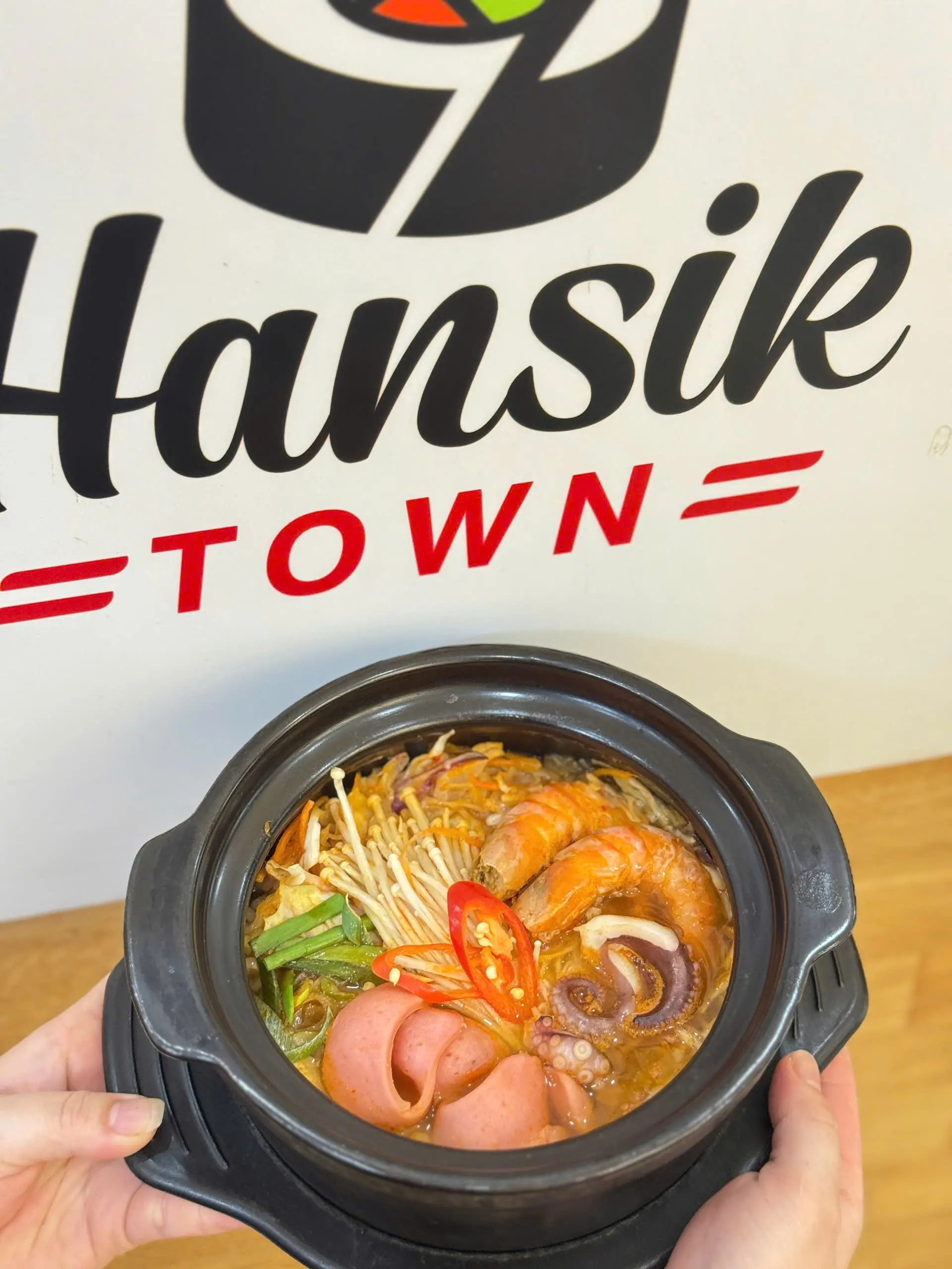 Hình ảnh Mì cay kimchi hải sản