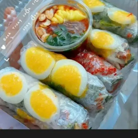 Hình ảnh bánh tráng cuốn trứng cút 