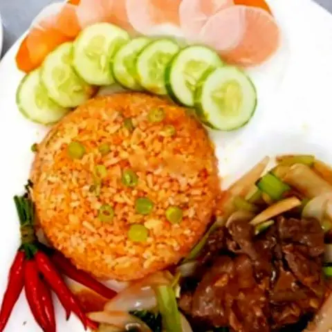 Hình ảnh Cơm chiên bò sốt bơ