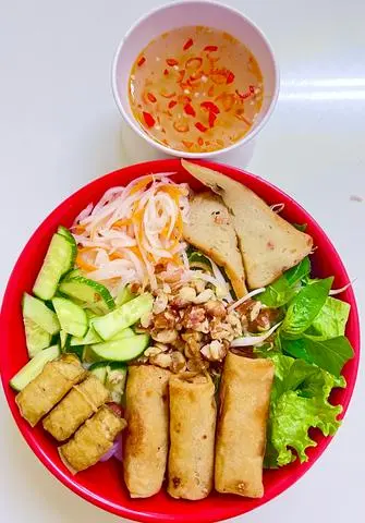 Hình ảnh Bún Chả Giò