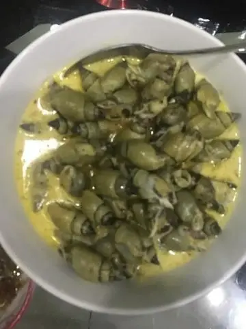 Hình ảnh Ốc cà na sốt bơ cay