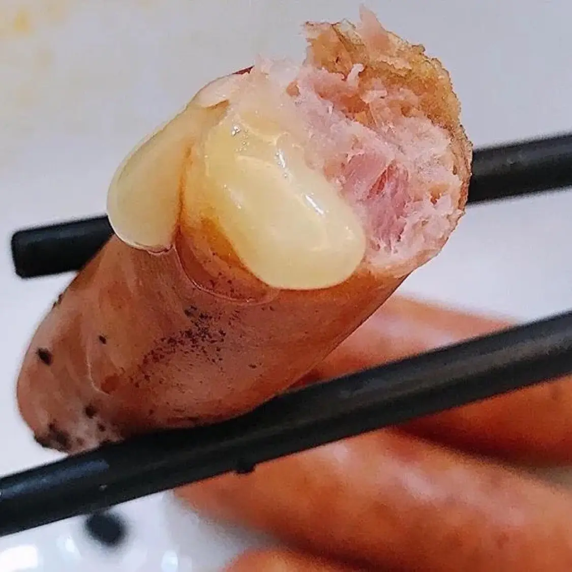 Hình ảnh Xúc Xích Phô Mai-1 Cây NHỎ ( Để nguyên cây chiên thường )