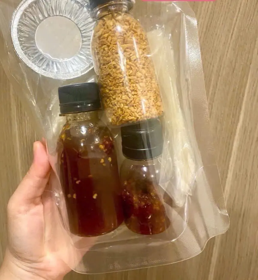 Hình ảnh Combo bánh dẻo chấm sốt tắc/ me