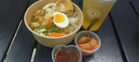 Hình ảnh Mì Trộn Chùm Ngây Rau Củ - Chay