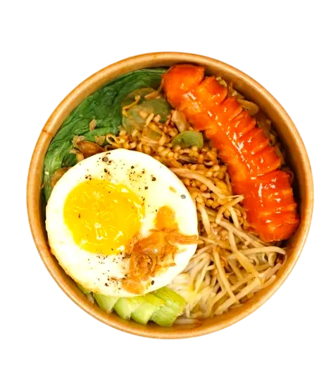 Hình ảnh Mì trộn trứng xúc xich 