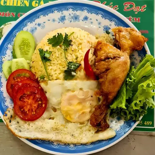 Hình ảnh Cơm gà - trứng