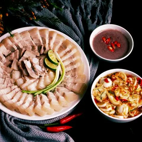 Hình ảnh Cơm thịt luộc cà pháo mắm nêm +canh cua+ rau + đồ uống(trà tắc/rau má)