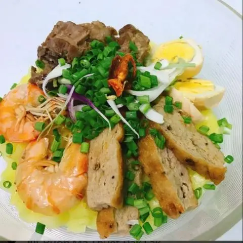 Hình ảnh mì quãng thập cẩm 