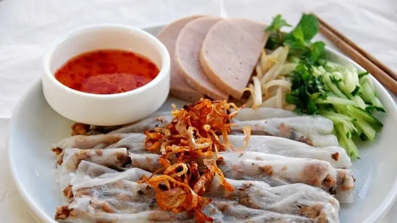 Hình ảnh Bánh Cuốn Chả Lụa