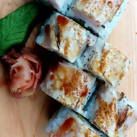 Hình ảnh Cuộn cá ngừ nướng