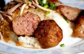 Hình ảnh Cơm tấm xíu mại bì chả
