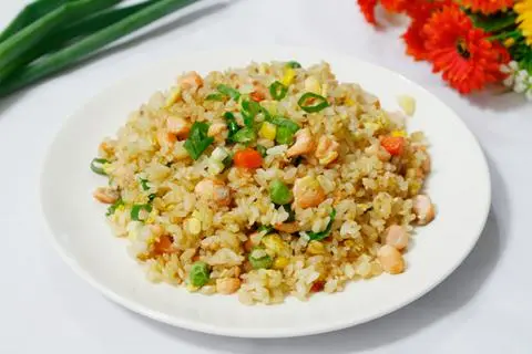 Hình ảnh Cơm Chiên Cá Mặn Chay