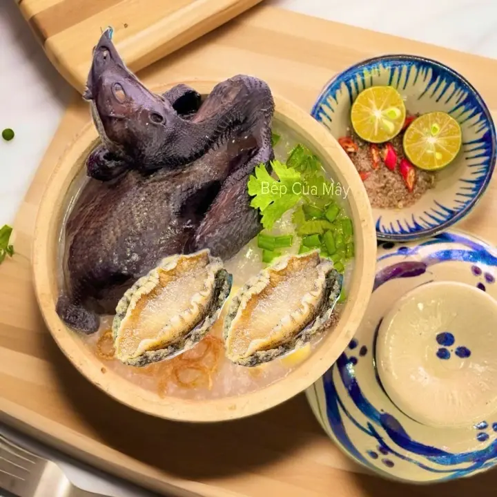 Hình ảnh Cháo Gà + 2 Bào Ngư