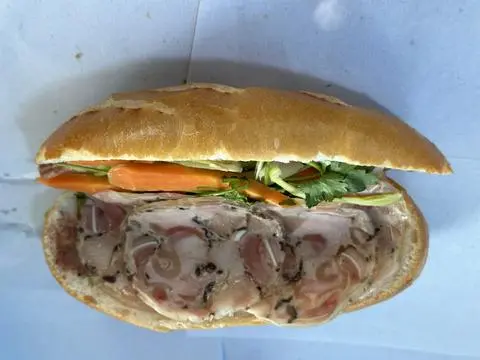 Hình ảnh Bánh mì Giò thủ