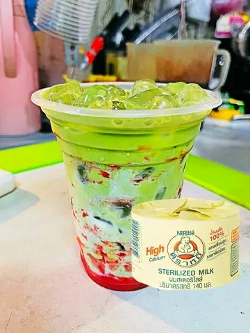 Hình ảnh Matcha Sữa Gấu Dâu Ly Khổng Lồ 800ml