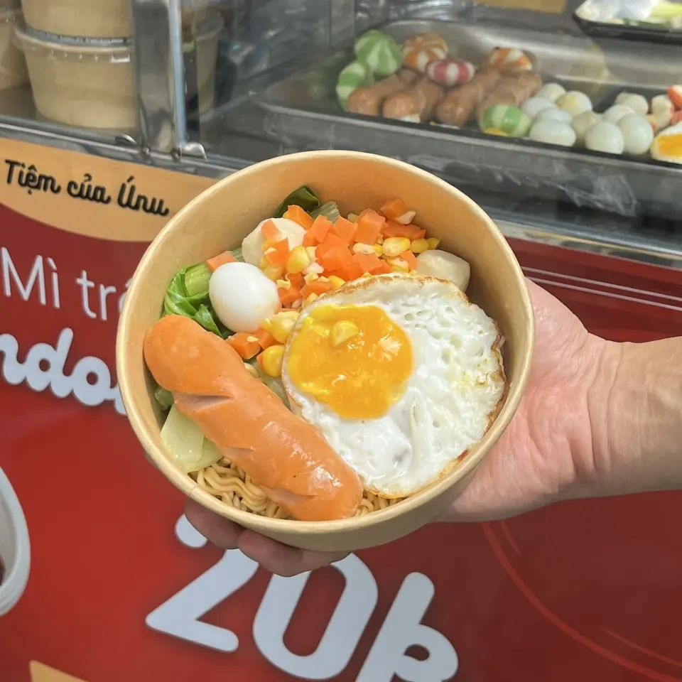 Hình ảnh Mì trộn thập cẩm 