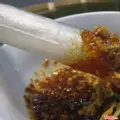 Hình ảnh Bánh tráng chấm sốt me bơ