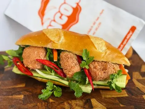 Hình ảnh Bánh mì xíu mại
