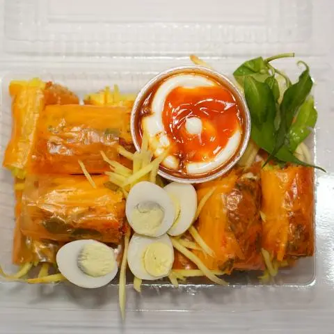 Hình ảnh Bánh Tráng Cuộn Sốt Bơ Cay