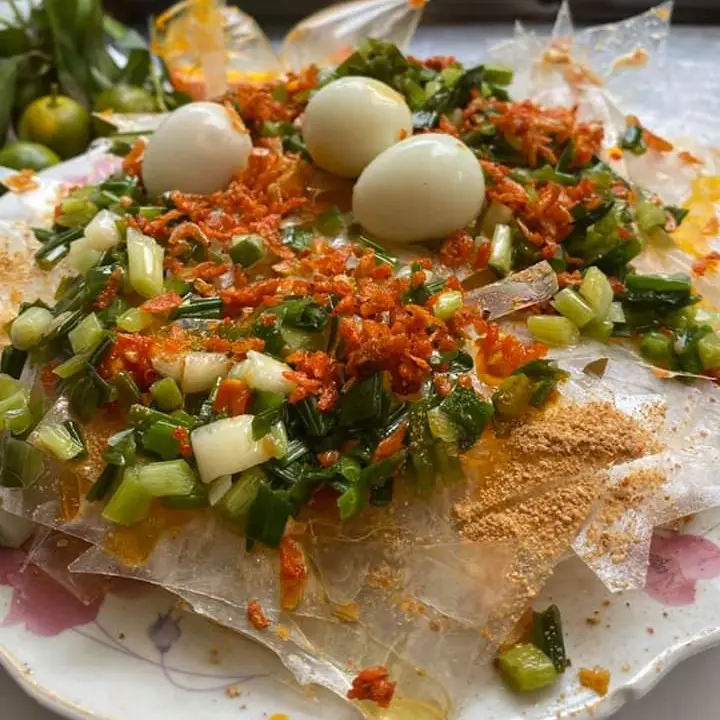 Hình ảnh Bánh Tráng Trộn Hành Tép Trứng 