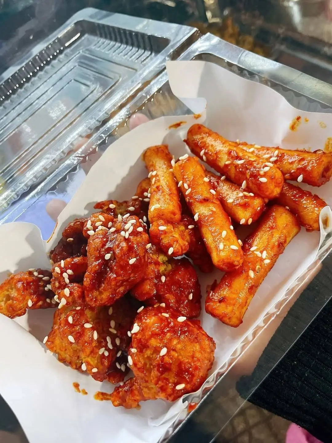 Hình ảnh Combo gà rán+ tokboki sốt cay